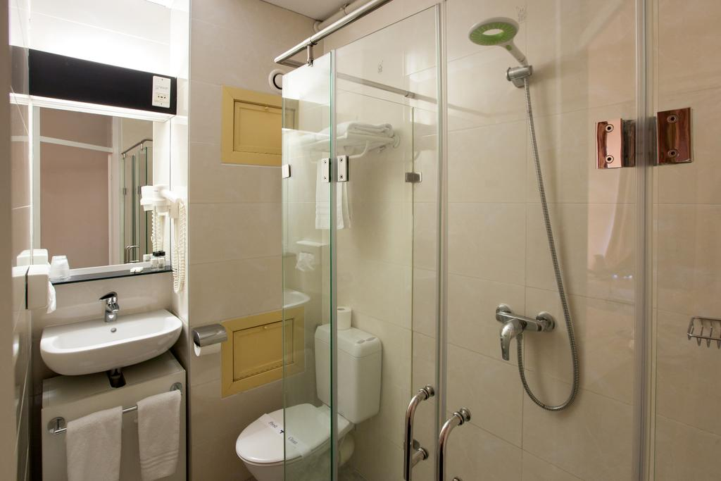 Hotel Expo 2