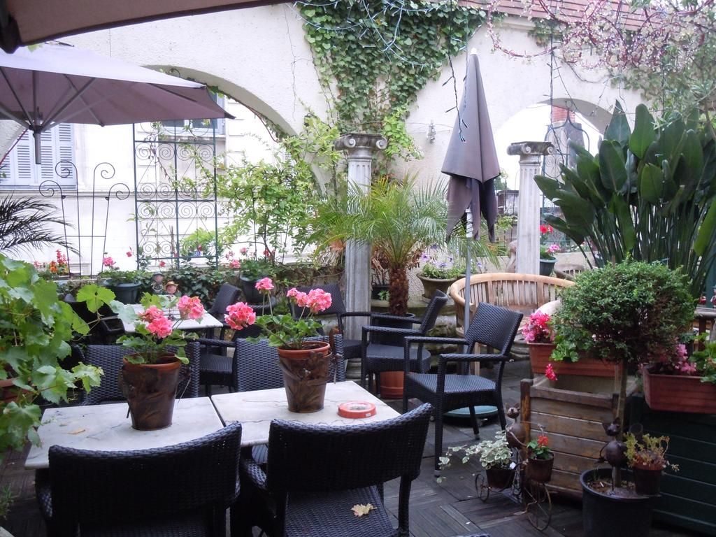 Hôtel La Croix Blanche 2 estrelas em Montrichard