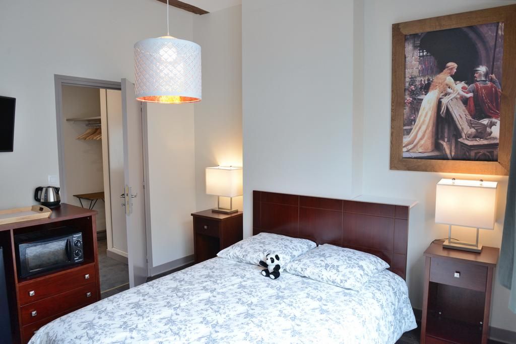 Maison Du Chatelain 2