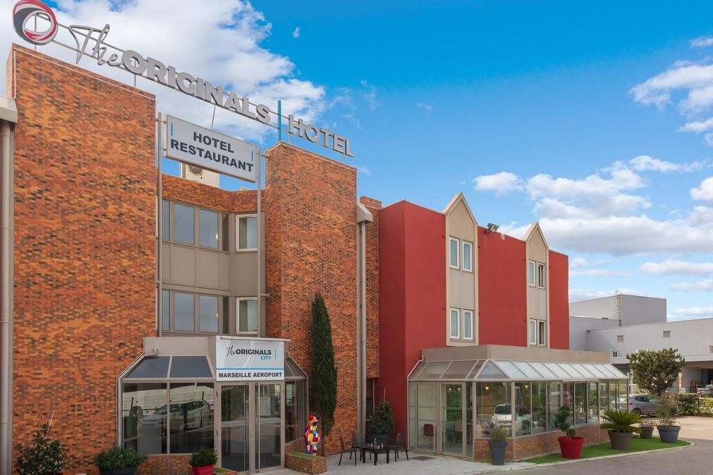 Hôtel The Originals Marseille Aéroport 2 estrelas em Vitrolles