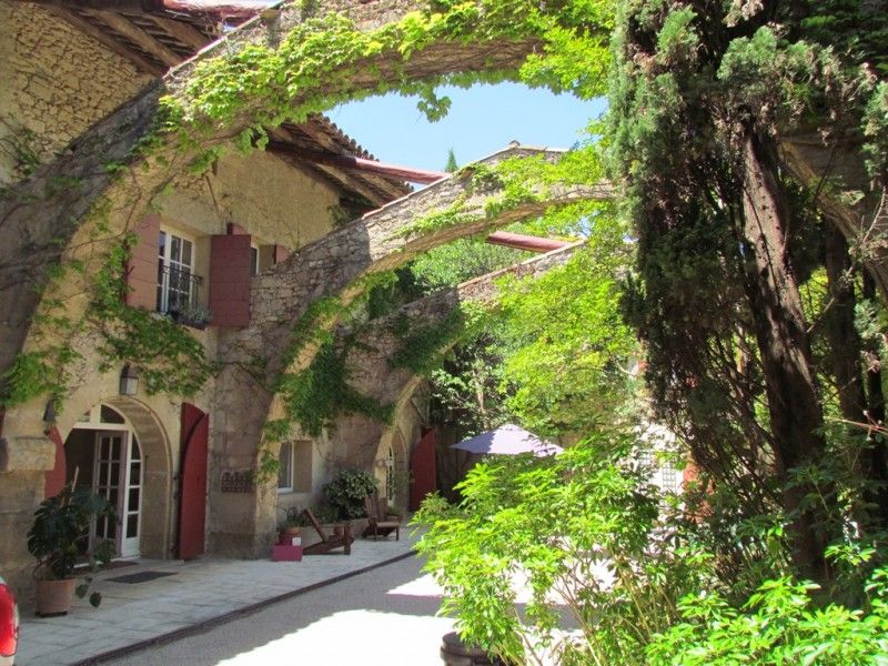 Les Cyprès d'Antan -1 estrelas em Rognes