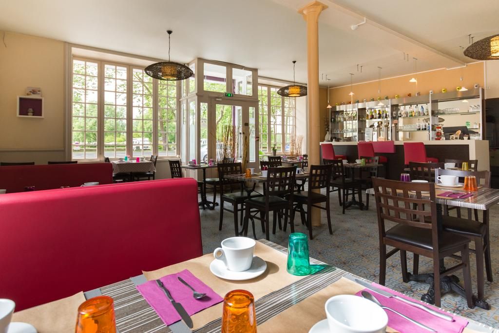 Contact Hôtel Relais du Loir 3