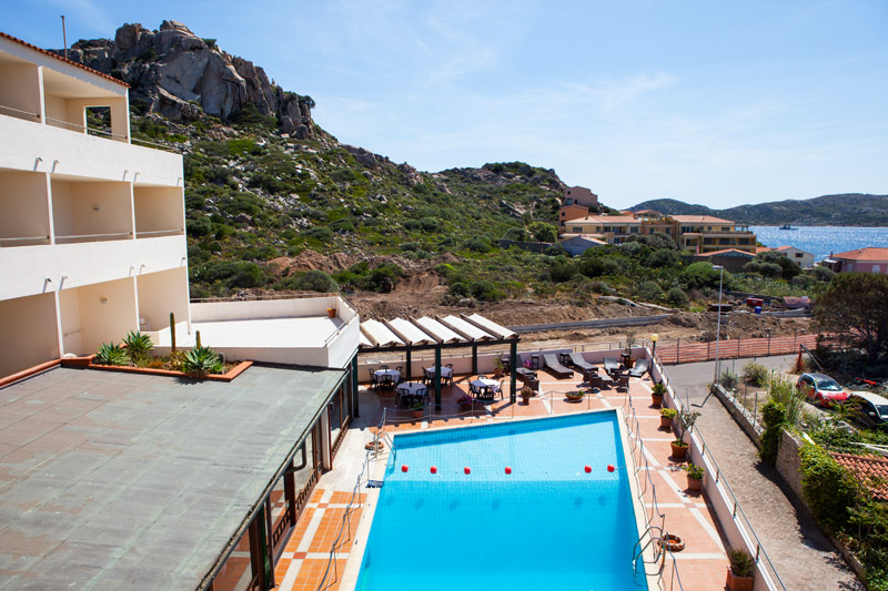 Hotel Miralonga 3 estrellas en La Maddalena