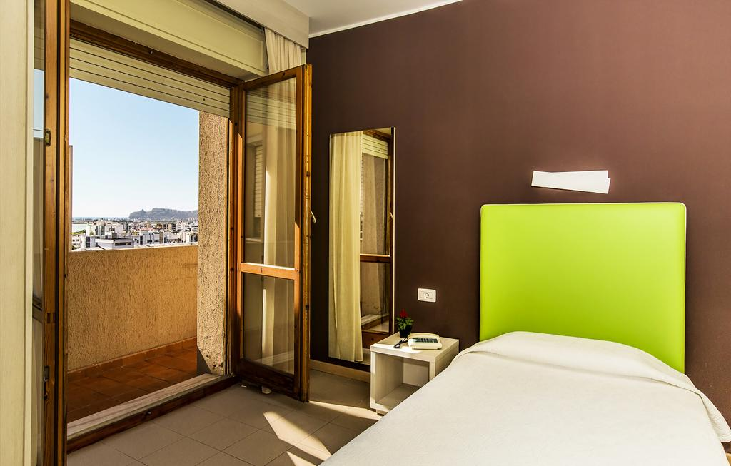 Hotel Residence Ulivi E Palme 3