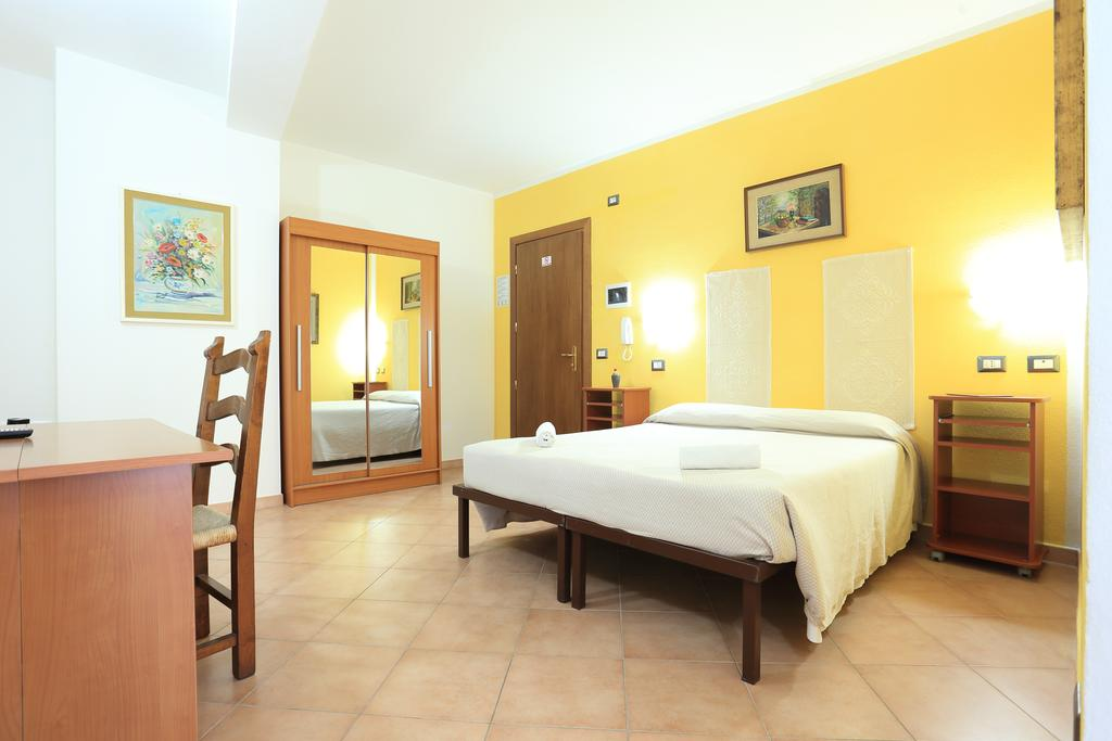 Hotel Villa Piras 2