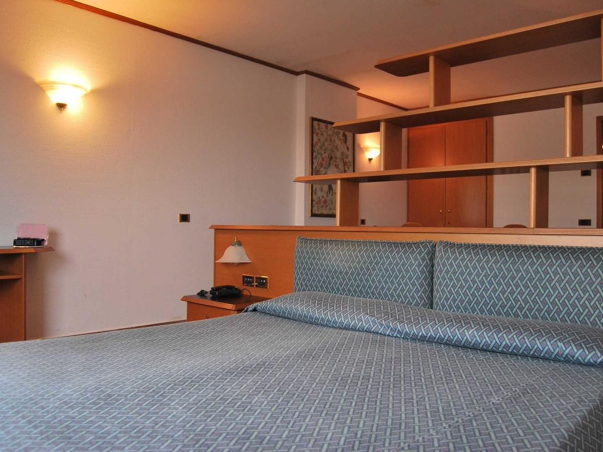 Pegasus Hotel- Hotel il Vialetto 2 Pegasus Hotel- Hotel il Vialetto 2