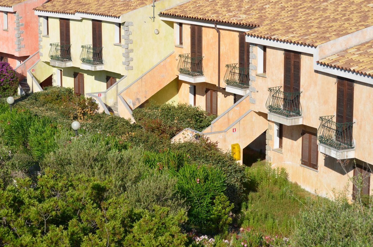 Residence Costa Del Turchese 3 Residence Costa Del Turchese 3