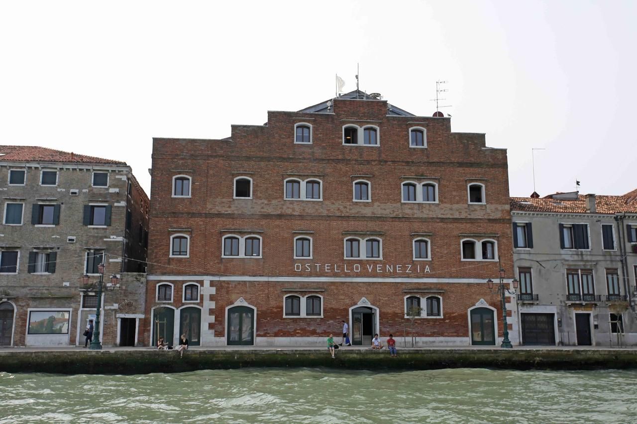 Generator Venice 2