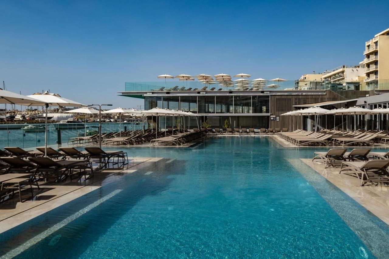 Hotel 115 The Strand Hotel and Suites 3 estrelas em Il-Gżira