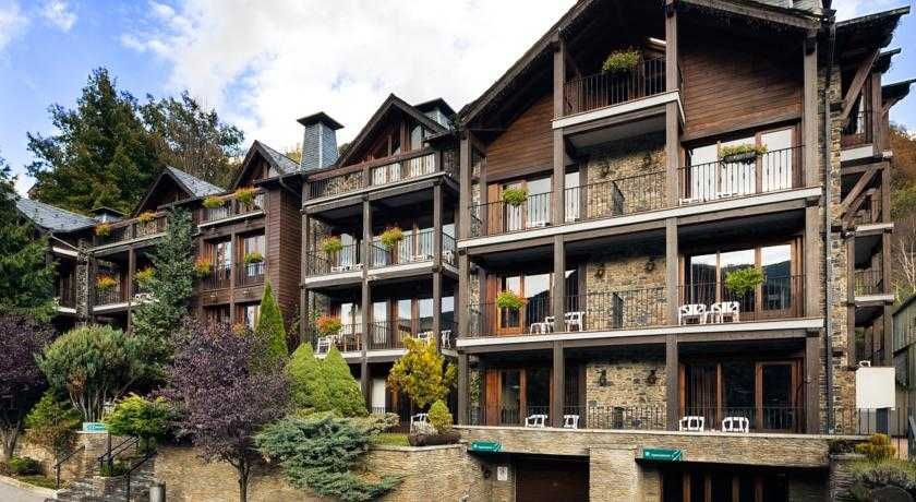 Aparthotel AnyosPark 1