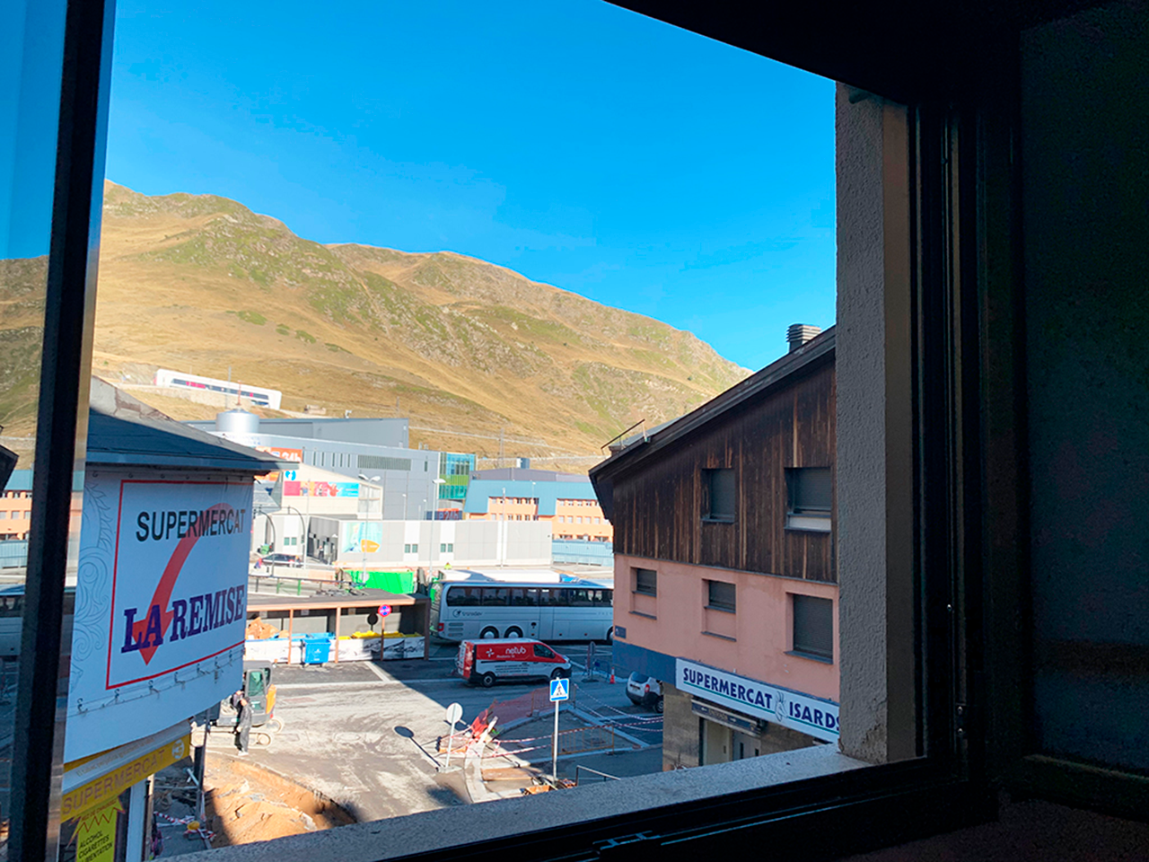 Apartamentos Pantebre 3000 2