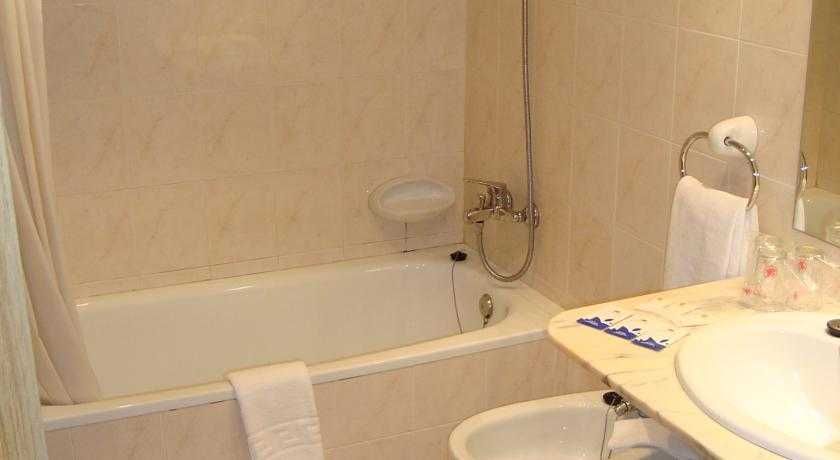 Hotel Guineu 3 Hotel Guineu 3