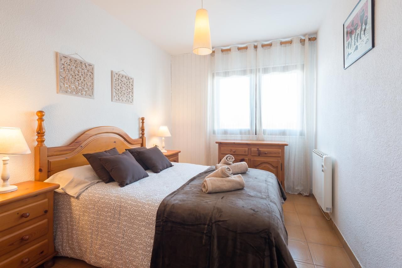 Mikka Roca Iceberg 2