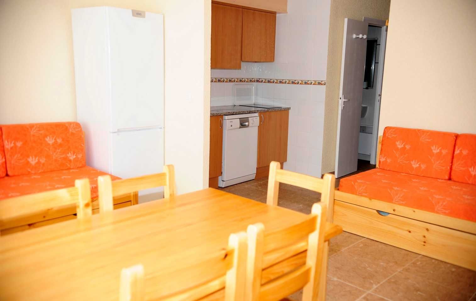 APARTAMENTOS VAQUERS MIKKA 3000 2