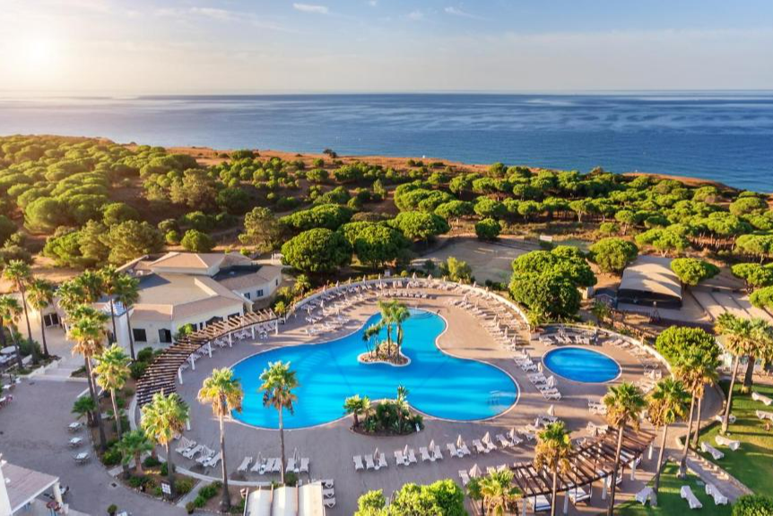 🌊 Algarve Tudo Incluído em Resort 4* na Praia da Falésia 🌺