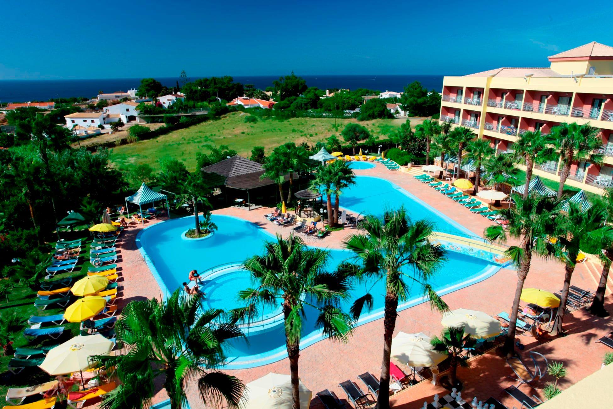 🌴 Hotel 4* perto da Praia da Coelha | Albufeira