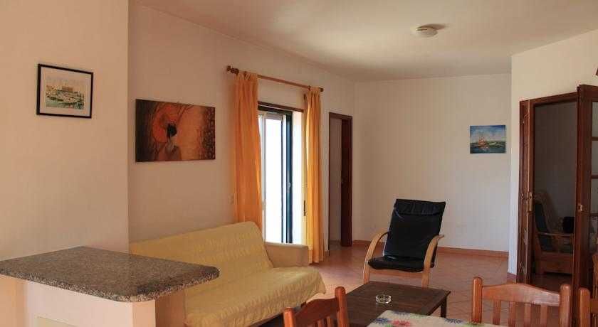 Apartamentos Castelos da Rocha 3 Apartamentos Castelos da Rocha 3