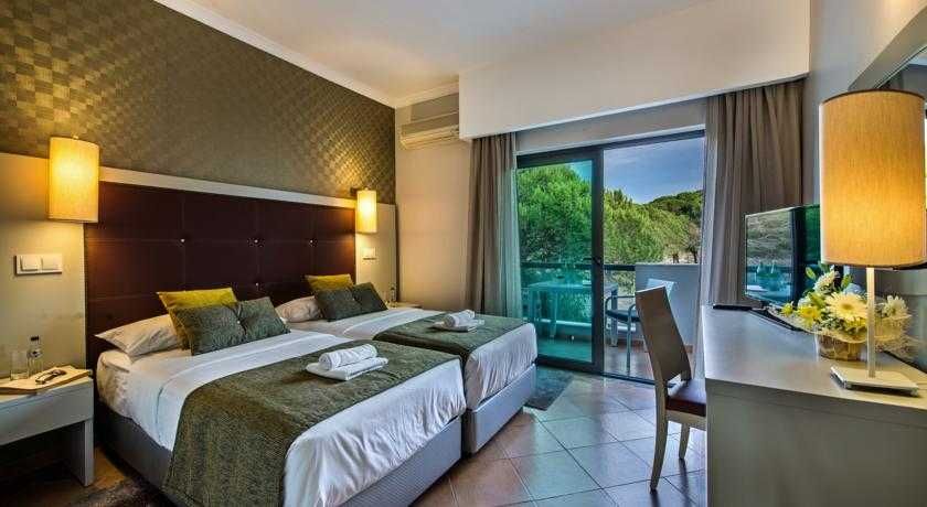 The Magnolia Hotel 2 The Magnolia Hotel 2