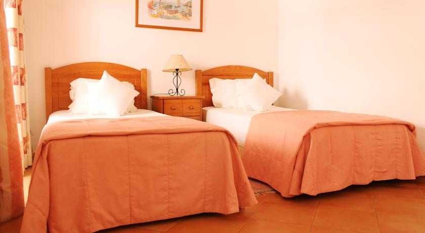 Oasis Beach Apartments 2 Oasis Beach Apartments 2