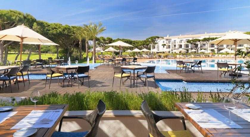 Pine Cliffs Hotel, a Luxury Collection Resort 1