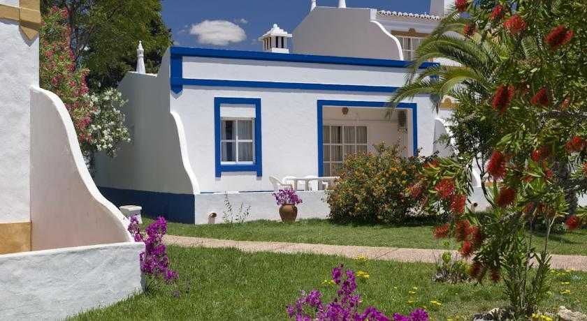 Rocha Brava Village Resort 2