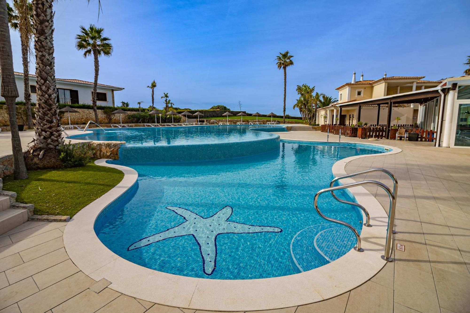 Clube Porto Mos 4 estrellas en Lagos