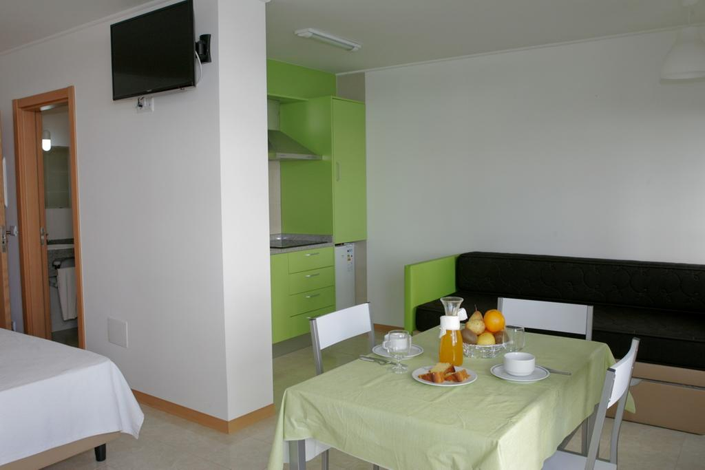 Apartamentos Mirante da Rocha 3