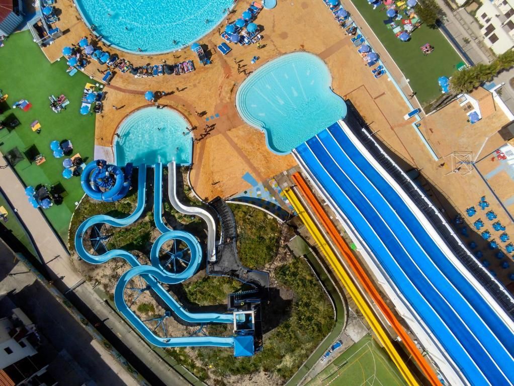 🍀⛱️¡COSTA  DEL CENTRO DE PORTUGAL! Hotel Cristal Praia Resort 4* con  Media Pensión y  Parque acuático 💦🛝