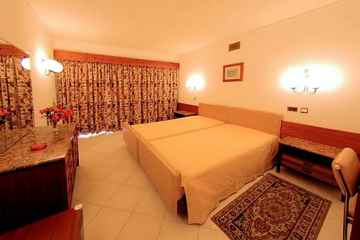 Algar Apartamentos 2