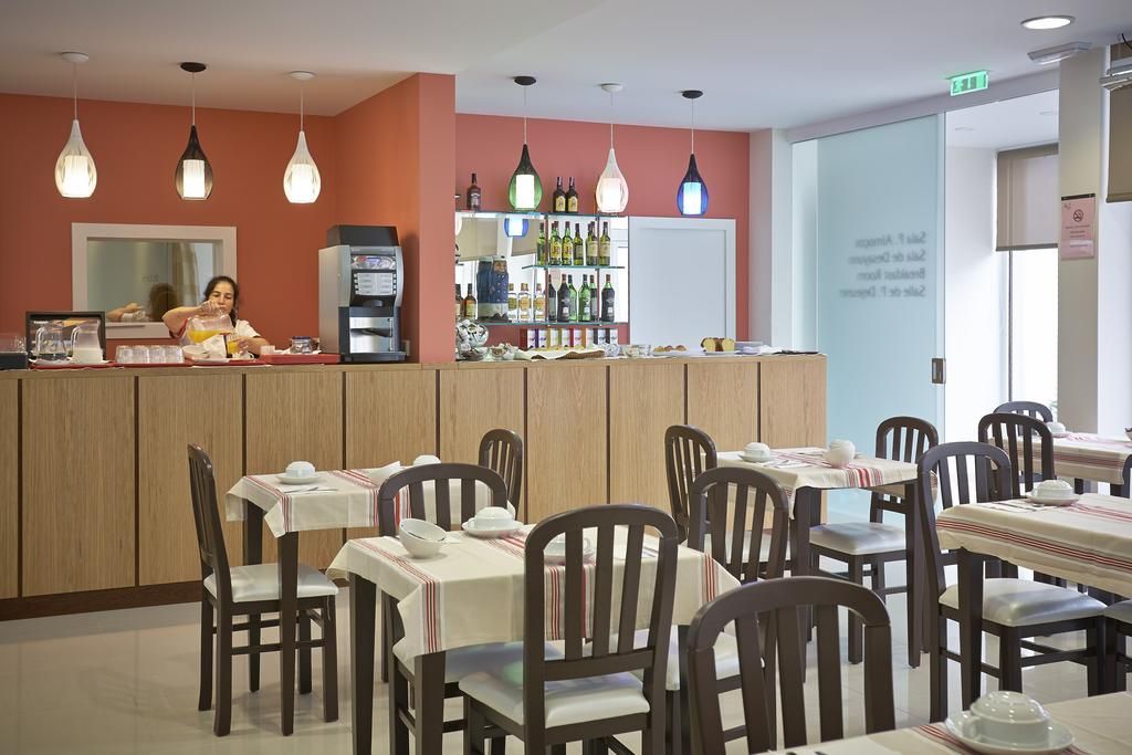 Welcome In - Suites & Hostel 3