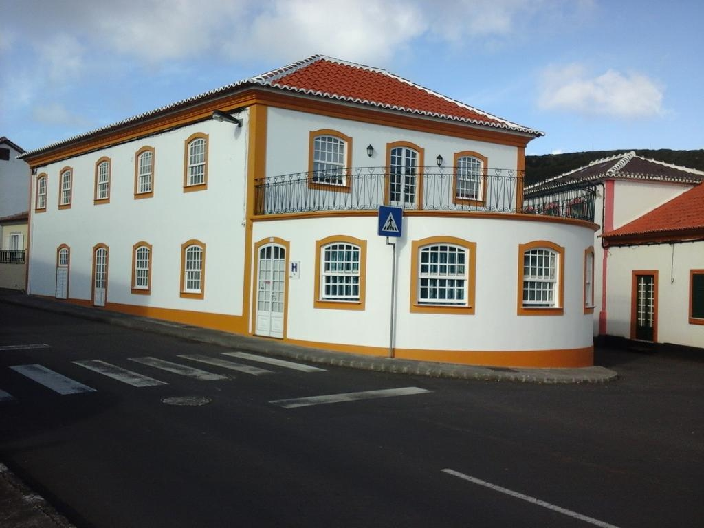 Hotel Branco I 1 estrelas em Praia da Vitória