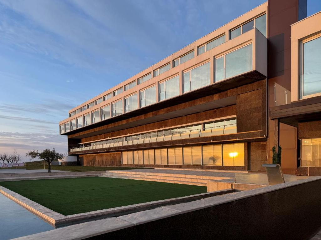 🌿 Fantástico Hotel 4* com SPA com vistas para o Douro | Alfândega da Fé