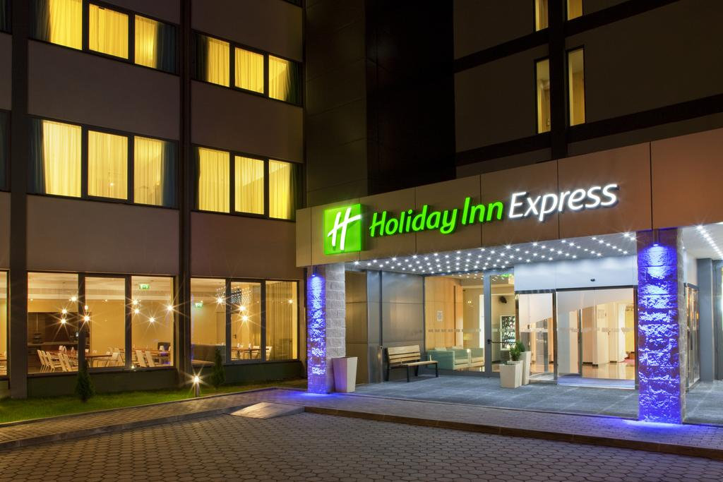 Holiday Inn Express Lisbon Airport 1 Holiday Inn Express Lisbon Airport 1