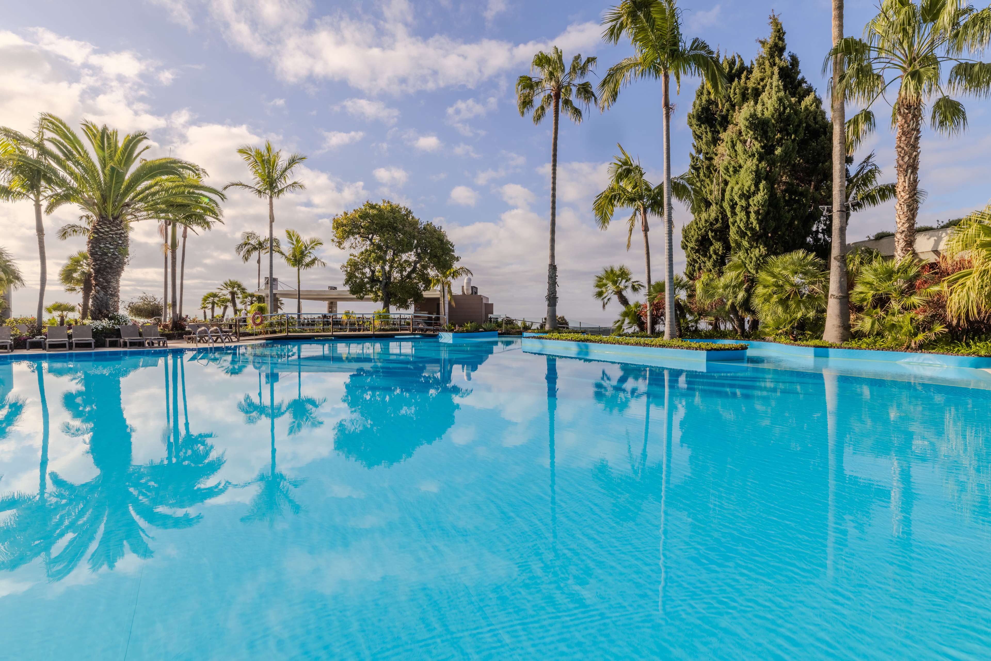 Pestana Carlton Madeira Ocean Resort Hotel 2 Pestana Carlton Madeira Ocean Resort Hotel 2