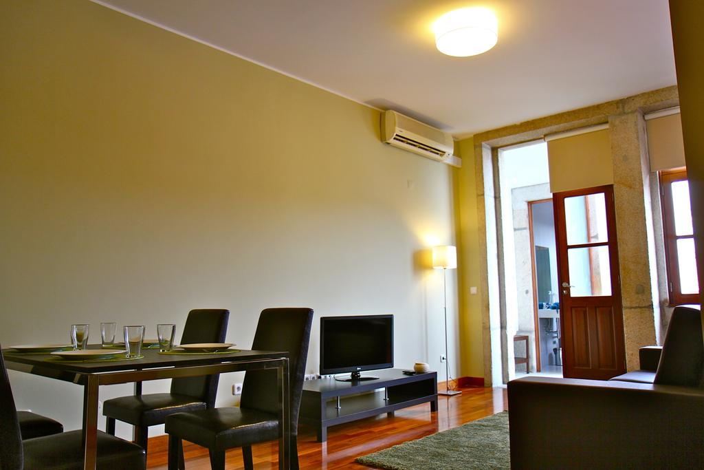 Low Cost Tourist Apartments Pálacio da Bolsa 2