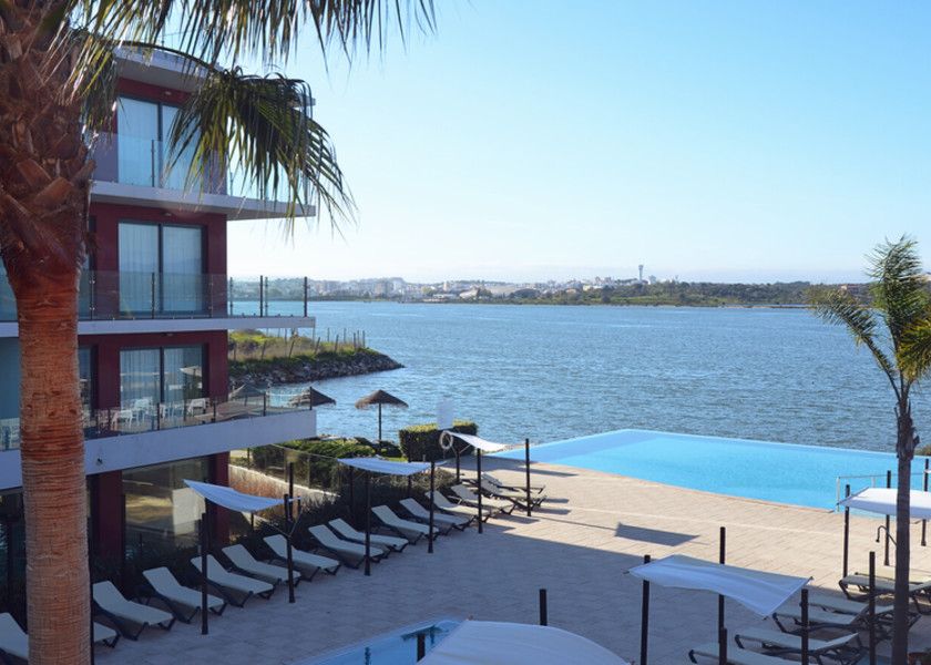 Água Hotels Riverside