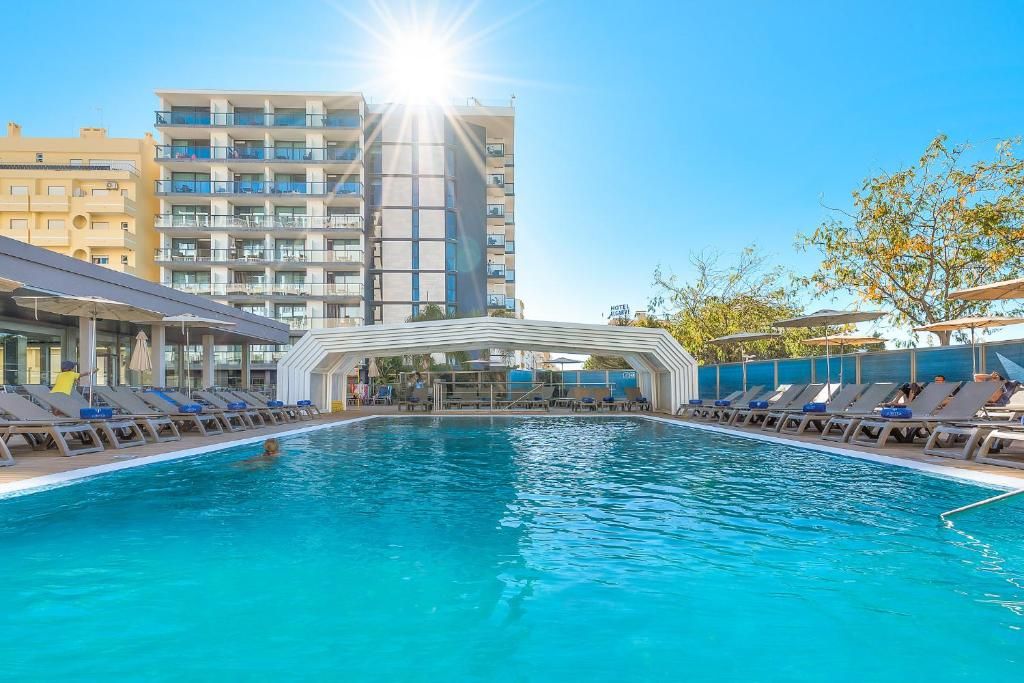 Repouse neste Fantástico Hotel 4* na Praia da Rocha Repouse neste Fantástico Hotel 4* na Praia da Rocha