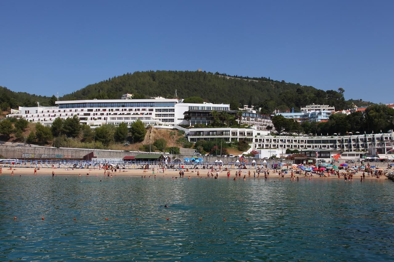 😍 Hotel 4* com vistas para a Praia e acesso às Piscinas | Sesimbra 