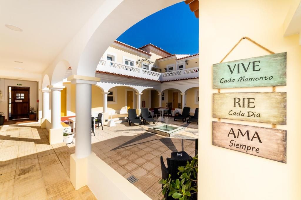 Rosa dos Ventos 3 estrelas em Zambujeira do Mar