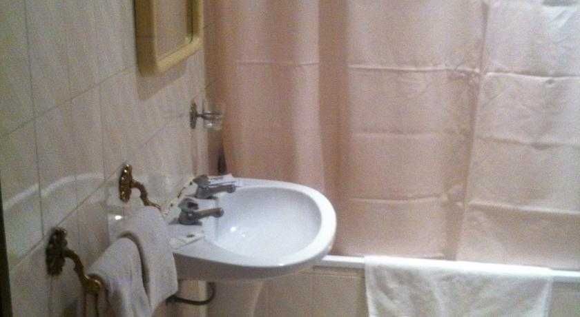 Pensão Monumental 3