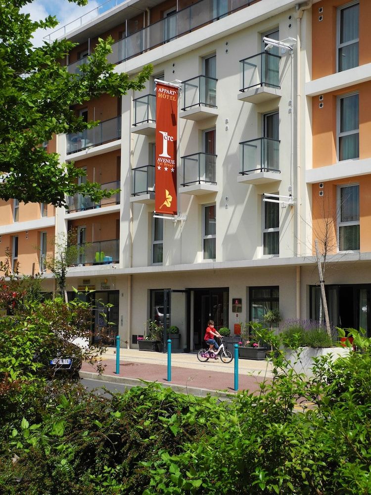 1 Ere Avenue Val Senart 3 estrelas em Quincy-sous-Sénart