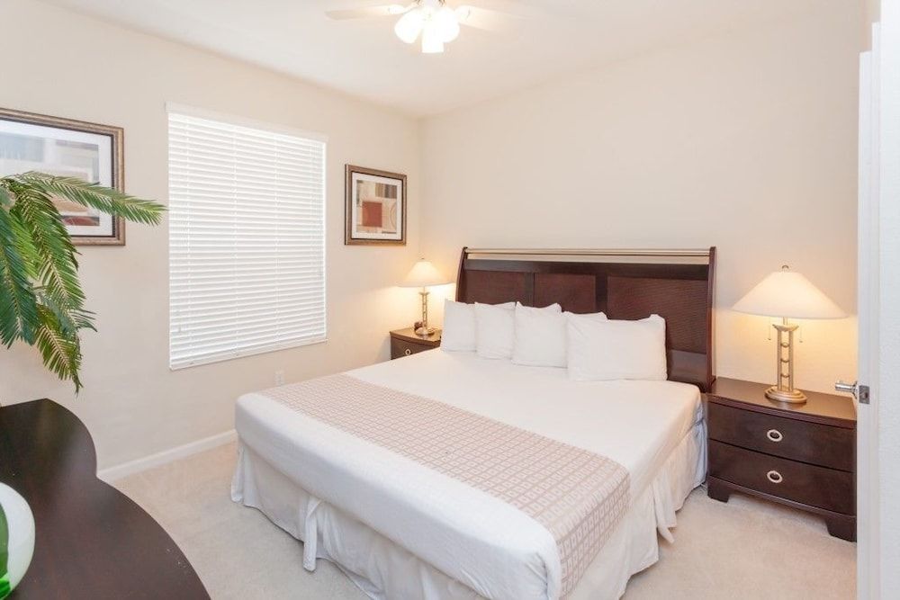 2 Bed 2 Bath Deluxe Condo | 3002 2