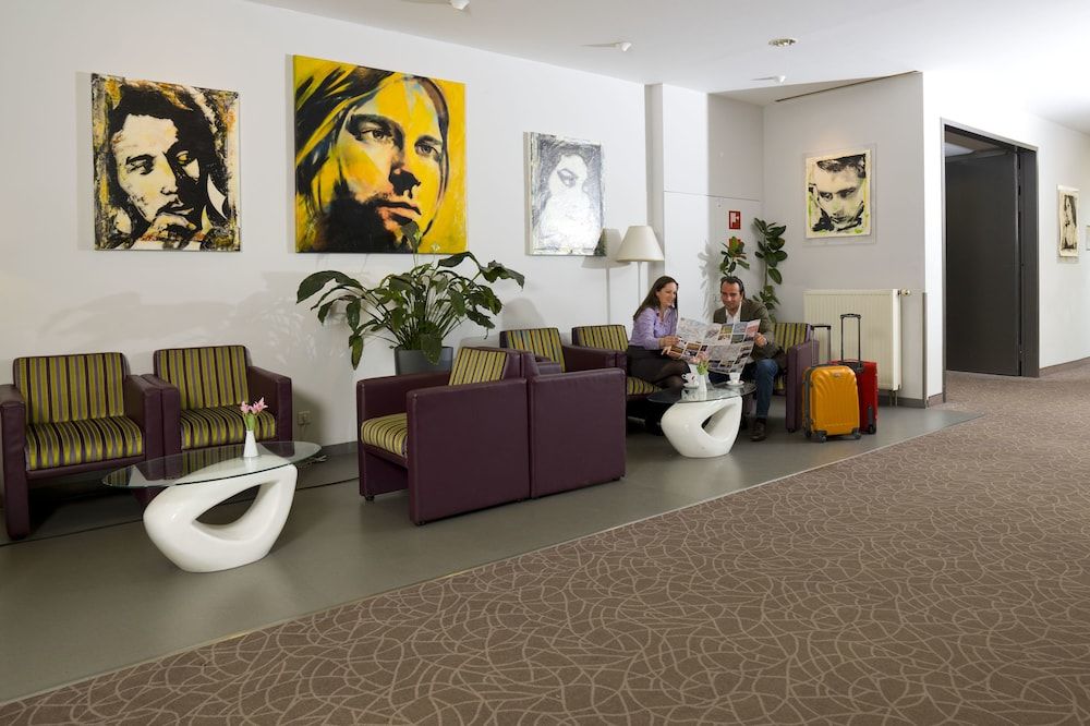 24hours Apartment Hotel 2