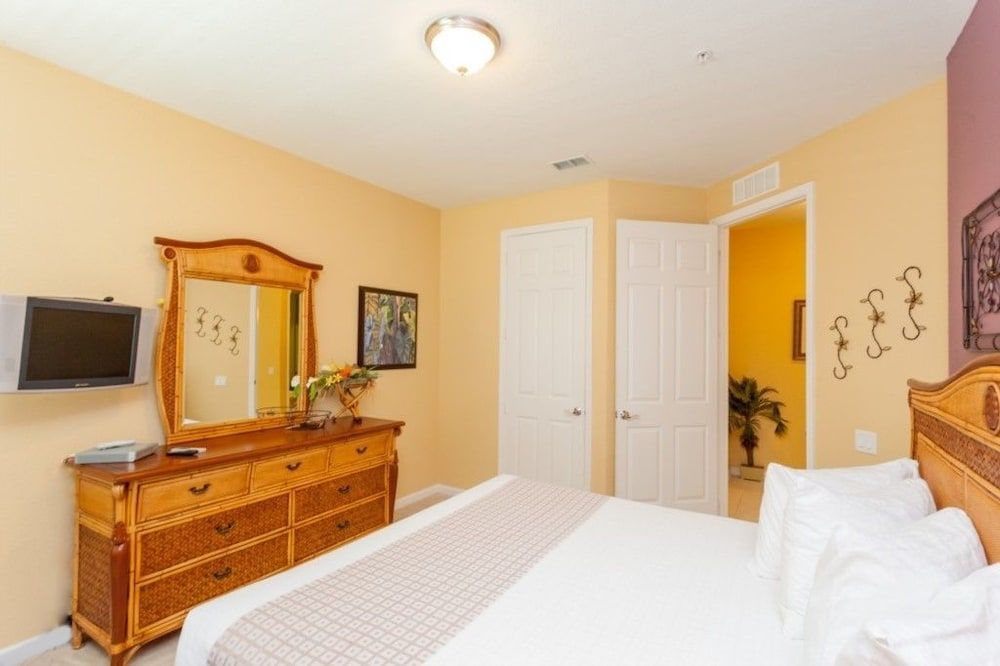 3 Bed 2 Bath Premium Lakeview l 1004 2 3 Bed 2 Bath Premium Lakeview l 1004 2