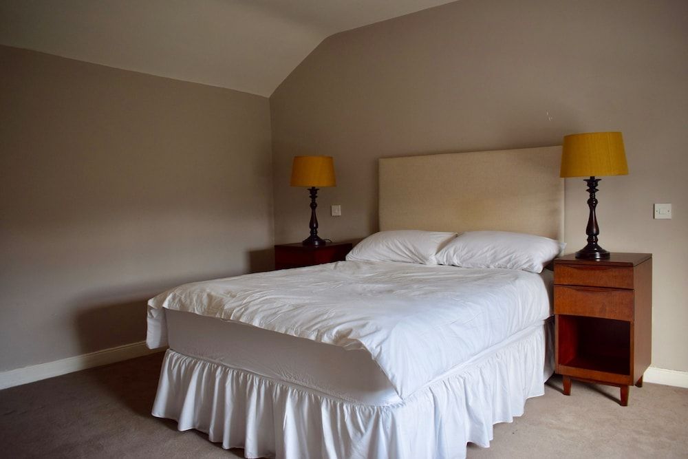 3 Bedroom Georgian House 2 3 Bedroom Georgian House 2