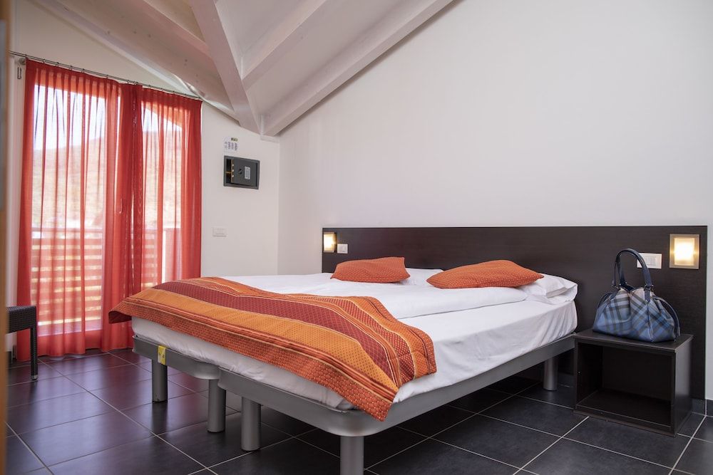 4LIMONI Apartment Resort 2