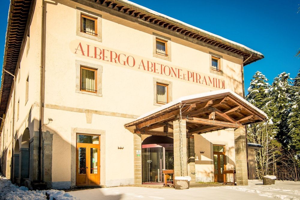 Hotel Abetone e Piramidi 4 estrelas em Abetone