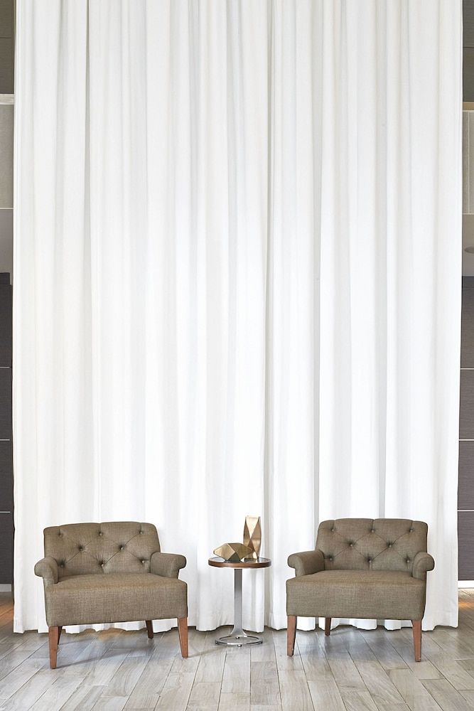 AC Hotel by Marriott Miami Beach 3