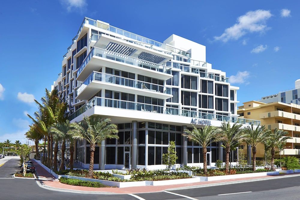 AC Hotel by Marriott Miami Beach 1