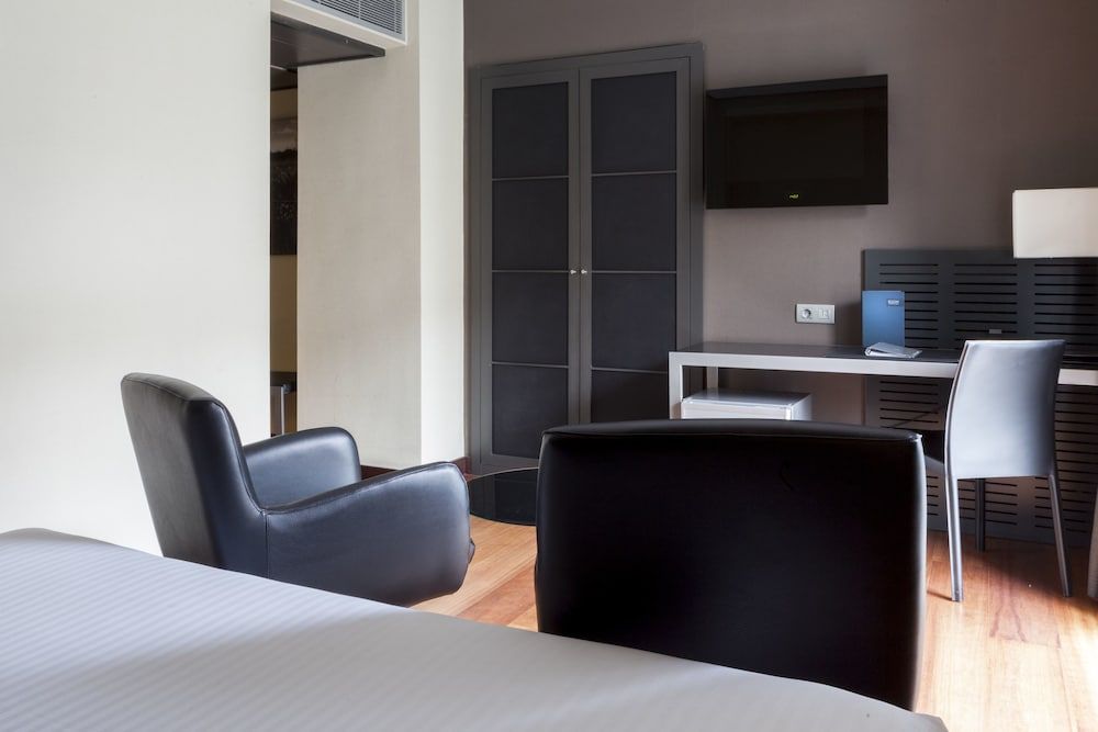 AC Hotel General Alava by Marriott 3 AC Hotel General Alava by Marriott 3